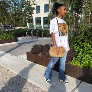 Meet your Posher, Saniya